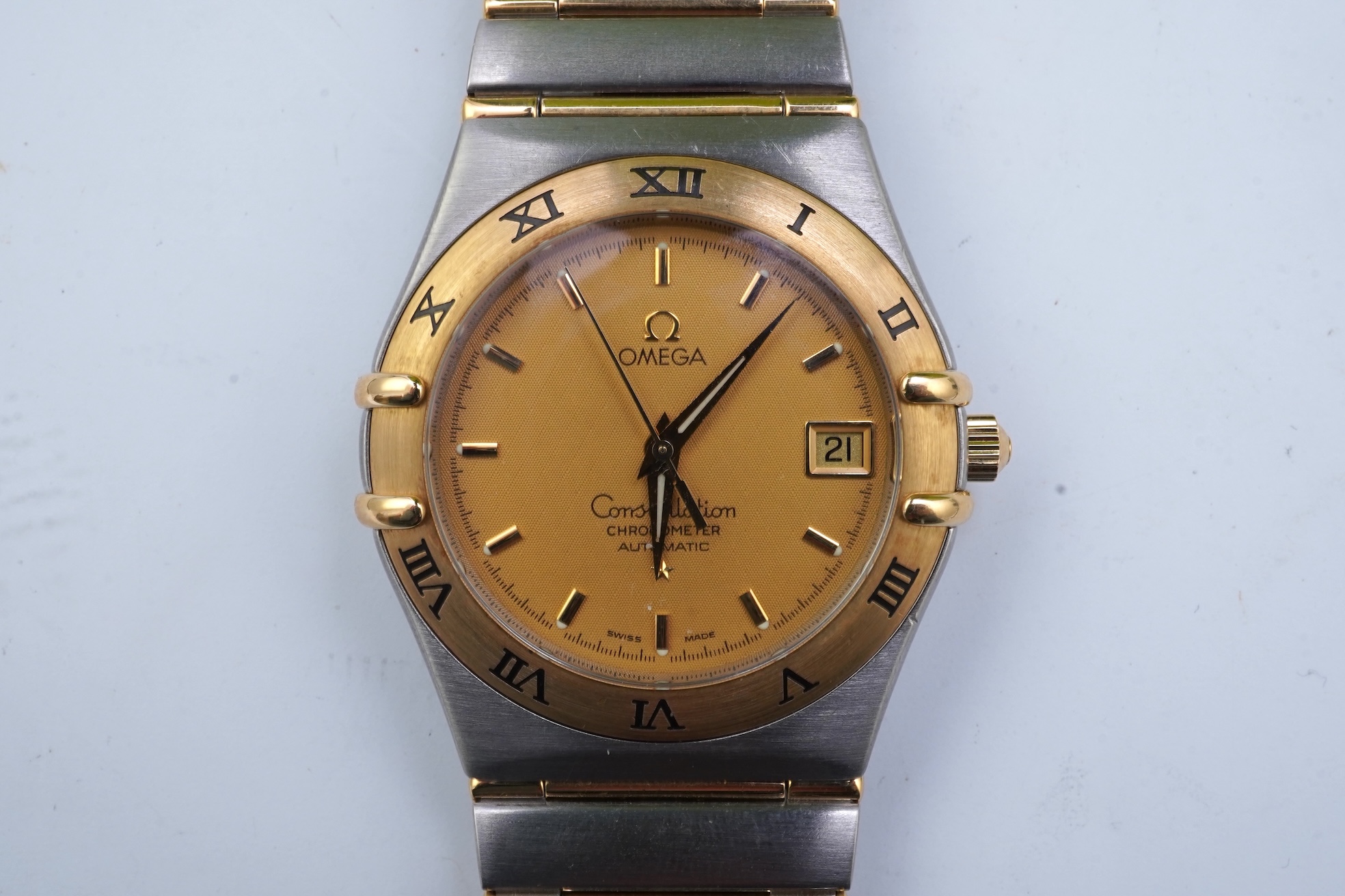 A gentleman's late 20th century steel and gold Omega Constellation Chronometer Automatic wrist watch